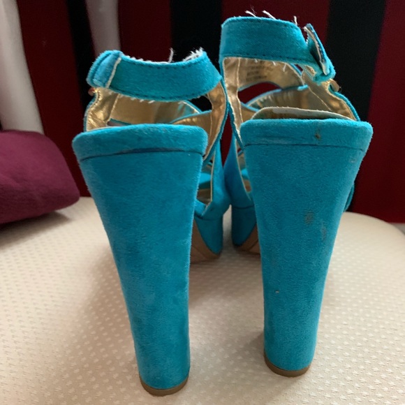Blue PARTY heels!!! - Picture 3 of 5